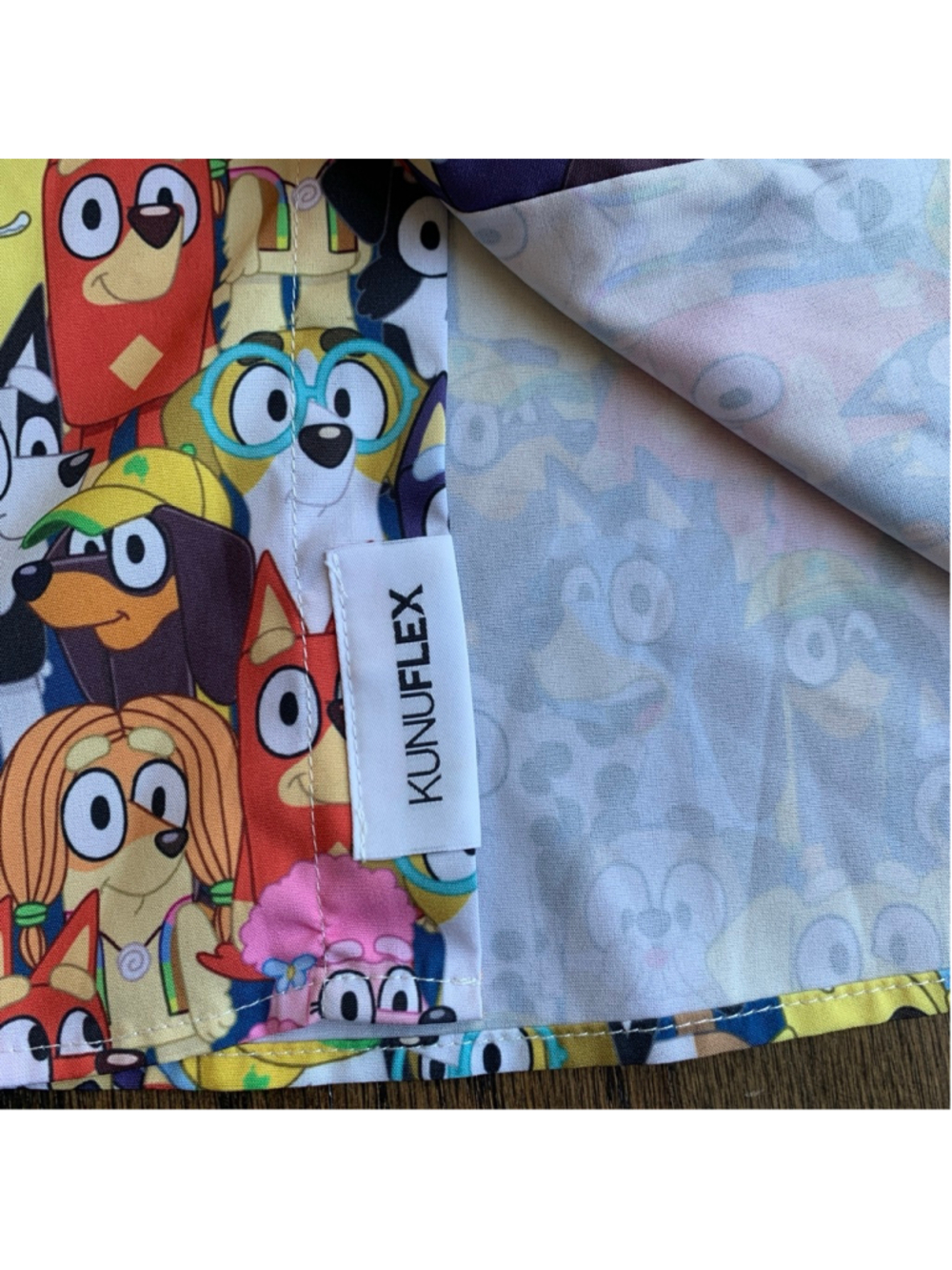 RSVLTS x Bluey Shirt Size XL Primary Pals Print Short Sleeve Kunuflex Stretche - Picture 3 of 12